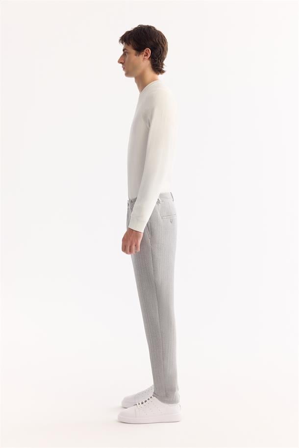 Gri Yanı Lastikli Bi-Stretch Hafif Çizgili Pantolon