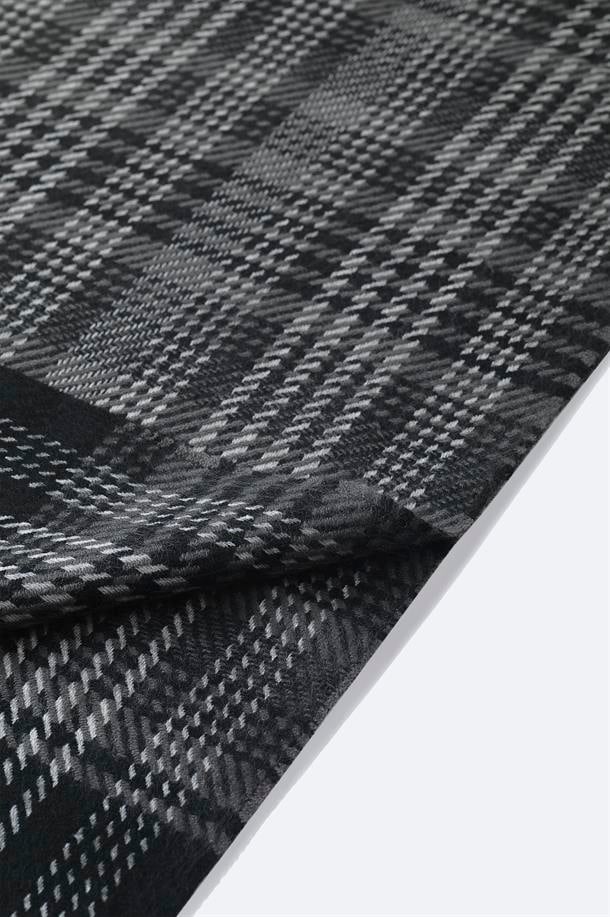 Gri Yün Karışımlı Püsküllü Desenli Şal