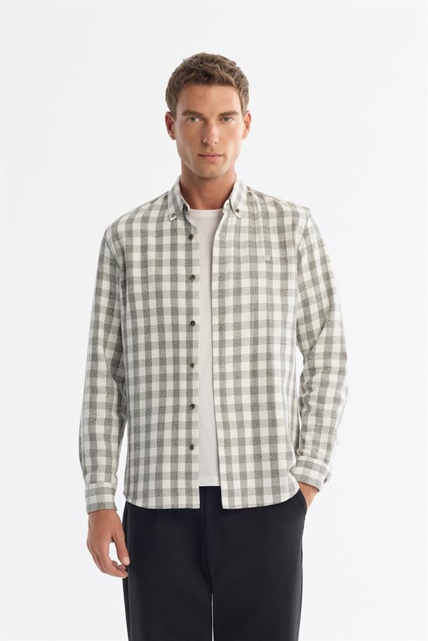 Haki Düğmeli Yaka %100 Pamuk Ekoseli Gömlek