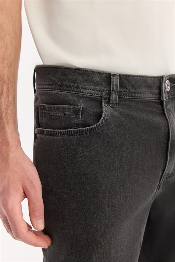 Haki Eskitme Yıkamalı Pamuklu Elastan Jean Pantolon