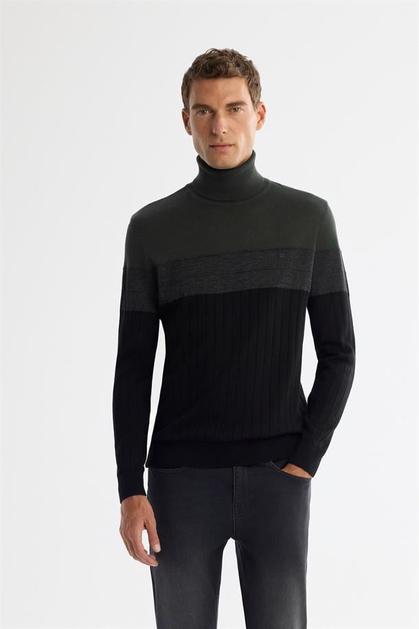 Haki Tam Balıkçı Yaka Blok Renkli Yün Karışımlı Kazak