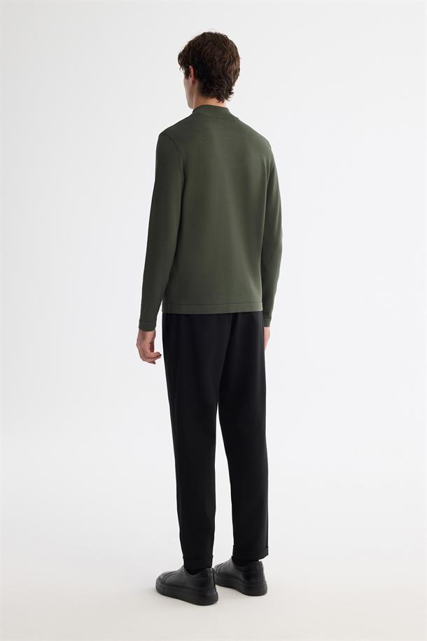 Haki Yarım Balıkçı Yaka Rayon Triko Kazak