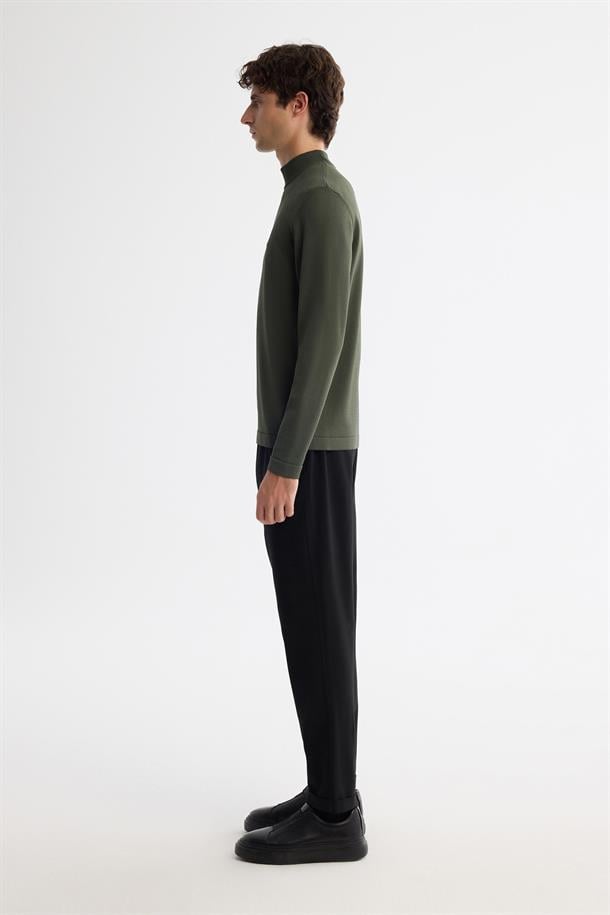 Haki Yarım Balıkçı Yaka Rayon Triko Kazak