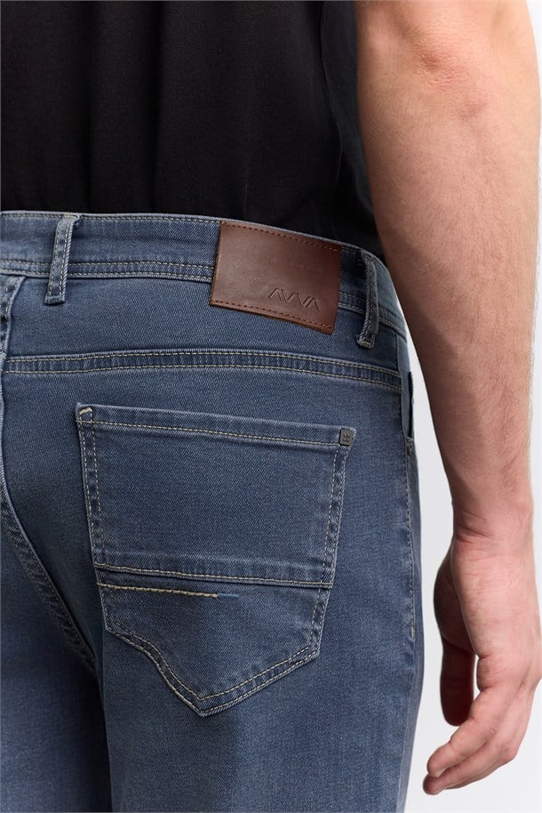 İndigo Eskitme Yıkamalı Pamuklu Elastan Jean Pantolon