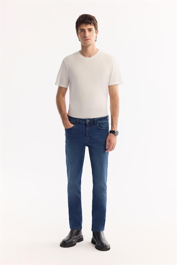 İndigo Klasik Bel Pamuklu Eskitme Yıkmalı Jean Pantolon