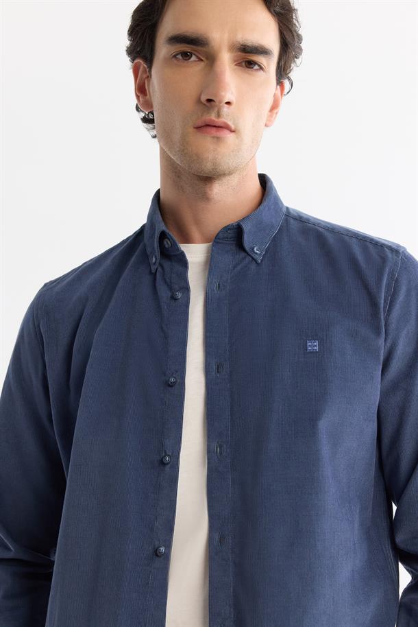 İndigo Düğmeli Yaka %100 Pamuk Soft Touch Kadife Gömlek