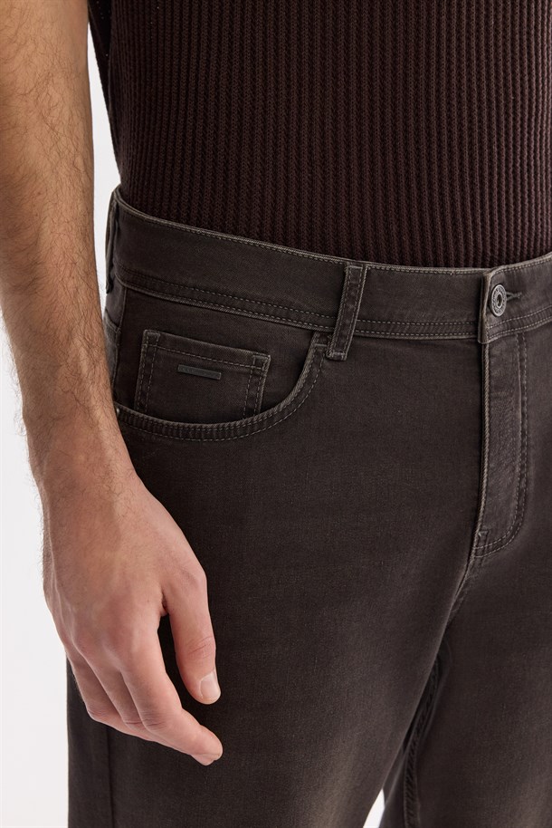 Kahve Eskitme Yıkamalı Pamuklu Elastan Jean Pantolon