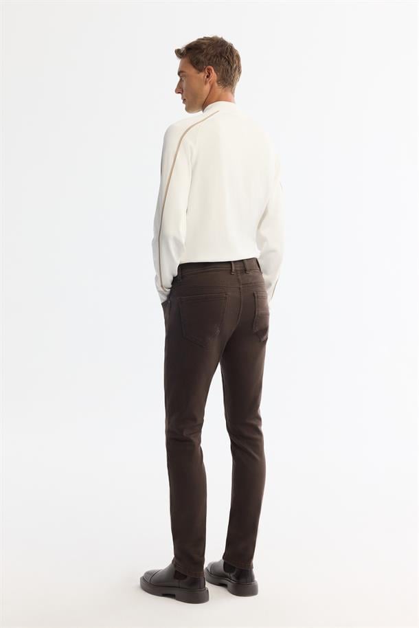 Kahverengi Eskitme Yıkamalı Esnek Jean Pantolon