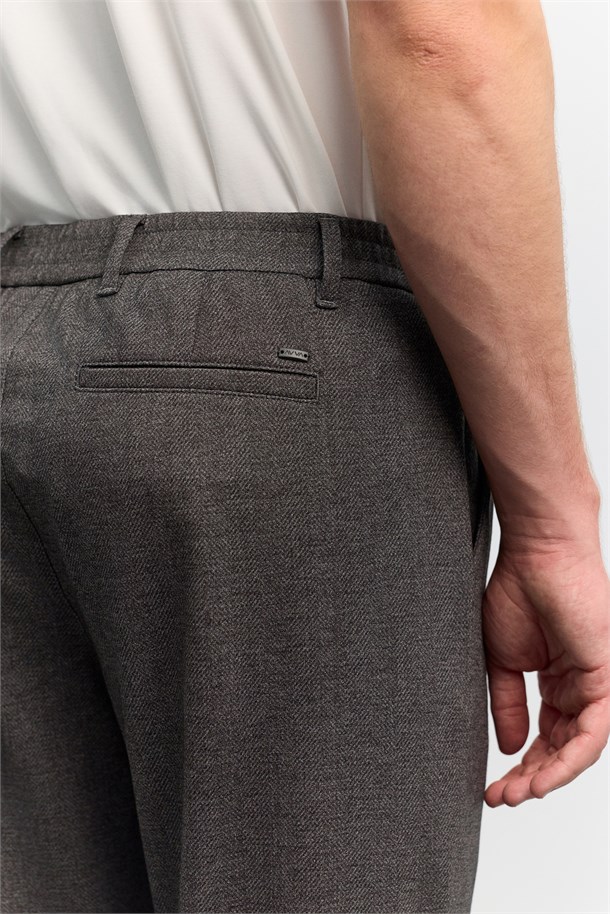 Kahverengi Klasik Bel Yanı Lastikli Soft Touch Pantolon