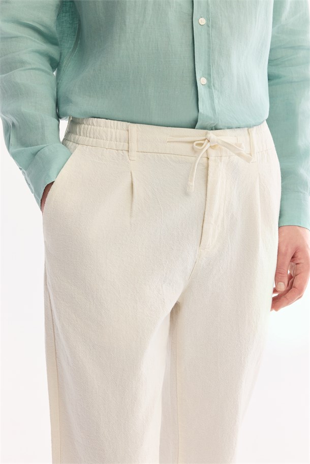 Kırık Beyaz Beli Bağcıklı Keten Karışımlı Chino Pantolon