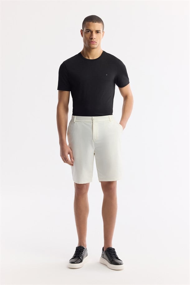 Kırık Beyaz Beli Lastikli Bi-Stretch Teknik Kumaş Şort