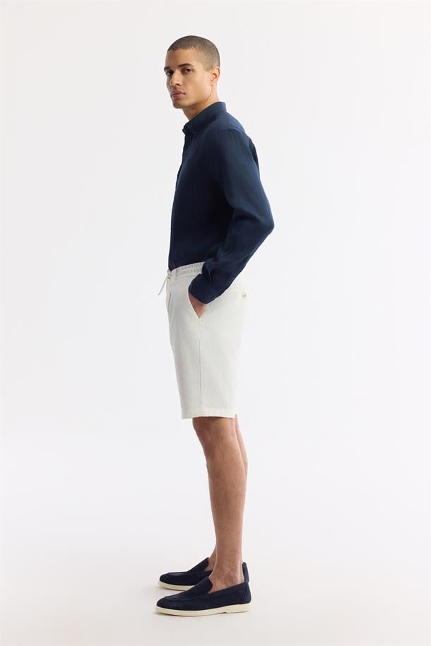 Kırık Beyaz Beli Lastikli Keten Karışımlı Şort