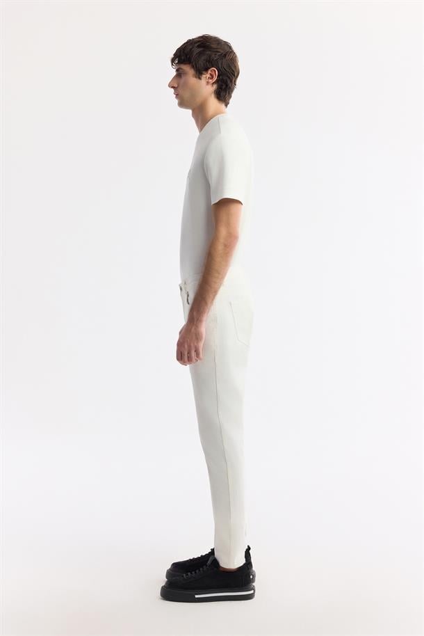 Kırık Beyaz Klasik Bel Soft Touch Pamuklu Pantolon