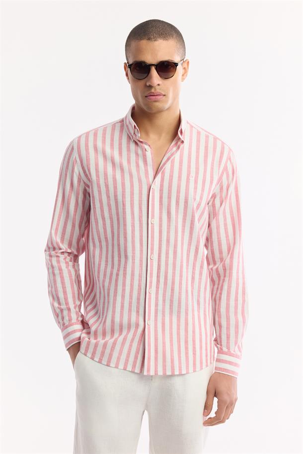 Kırmızı Düğmeli Yaka Çizgili %100 Pamuk Gömlek