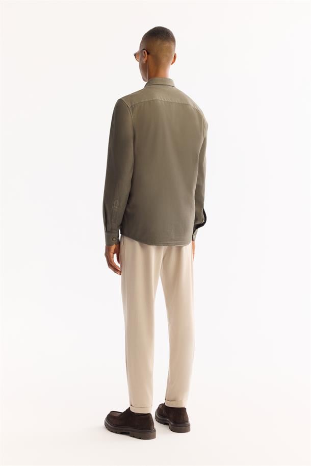 Koyu Haki Düğmeli Yaka Pamuklu Soft Touch Gömlek