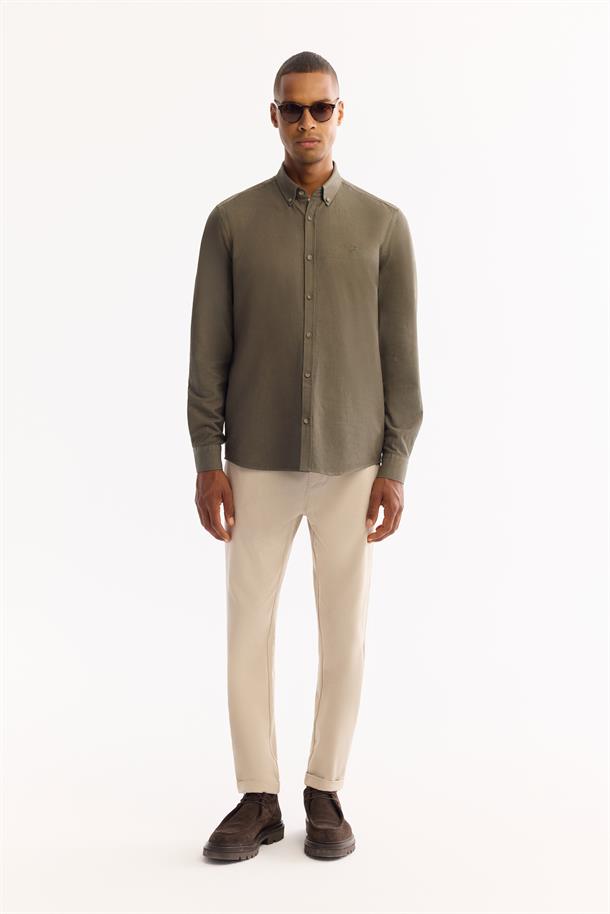Koyu Haki Düğmeli Yaka Pamuklu Soft Touch Gömlek