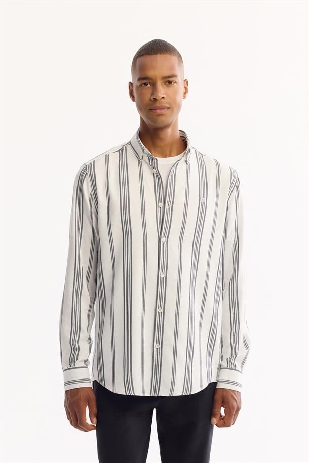 Lacivert Düğmeli Yaka Soft Touch Çizgili Gömlek