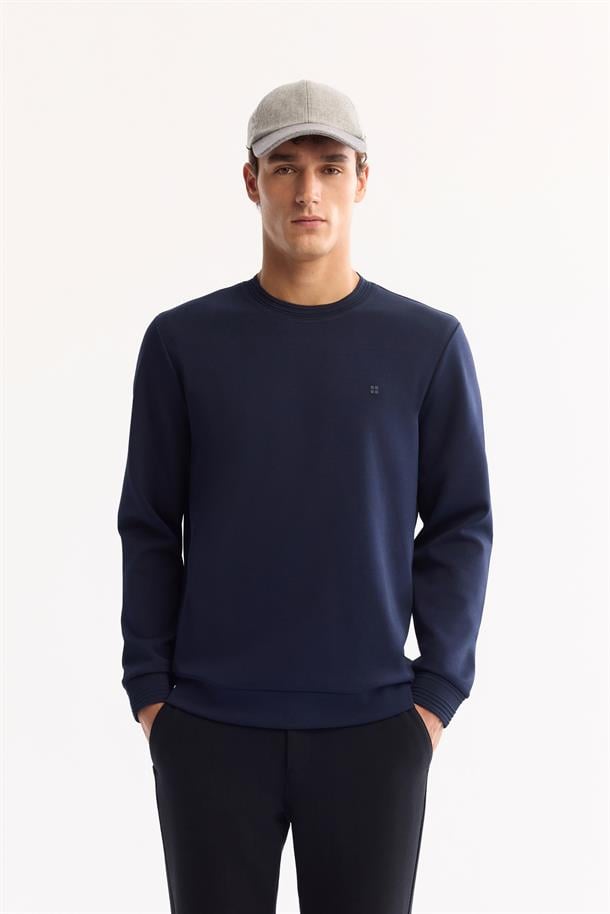 Lacivert Bisiklet Yaka Kolay Ütülenen Bi-Stretch Sweatshirt