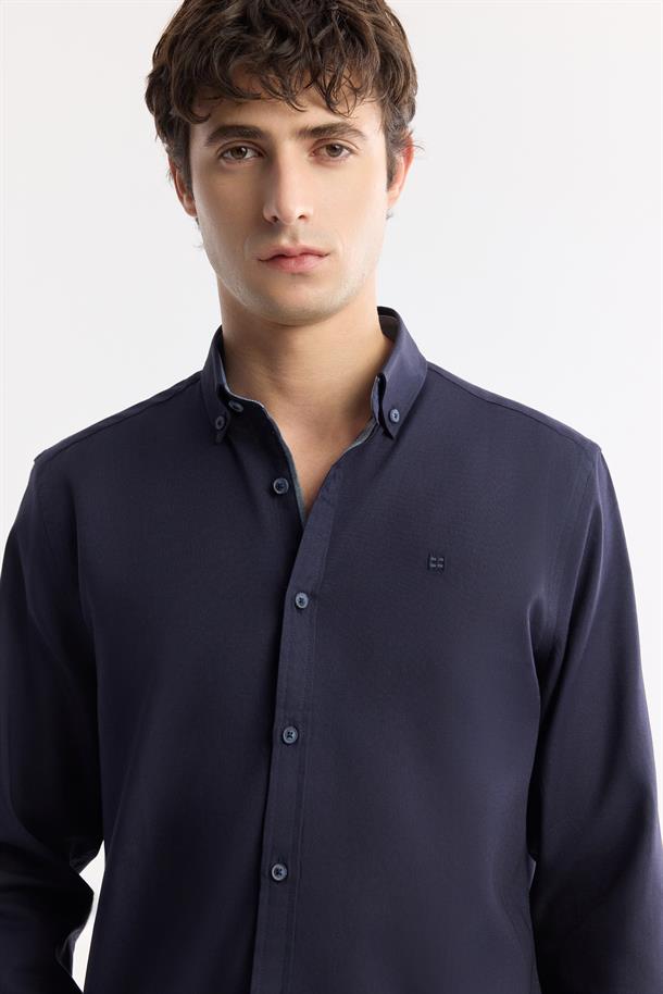 Lacivert Düğmeli Yaka Hediye Kutulu %100 Pamuk Basic Gömlek