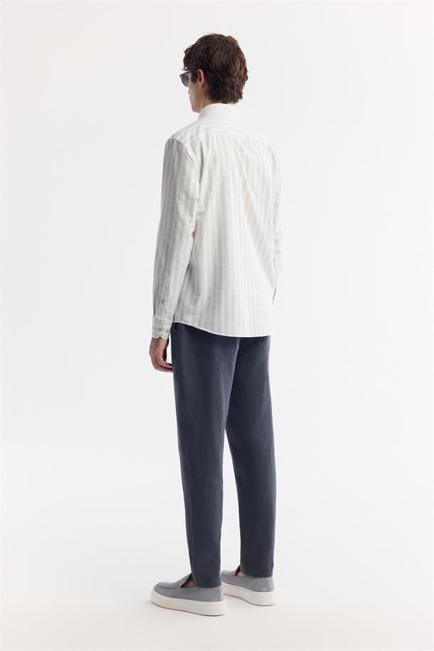 Lacivert Düğmeli Yaka Çizgili Keten Karışımlı Gömlek