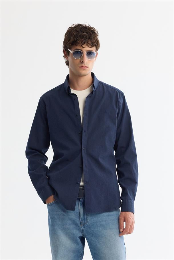 Lacivert Düğmeli Yaka Kolay Ütülenen Çizgili Gömlek