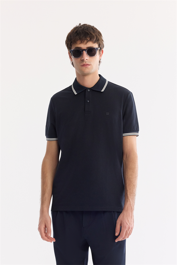 Lacivert Kıvrılmaz Polo Yaka Pamuklu Teknik Kumaş T-Shirt