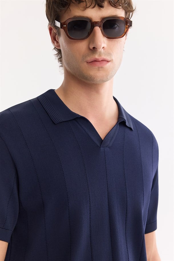 Lacivert Polo Yaka Düğmesiz Dokulu Triko T-Shirt