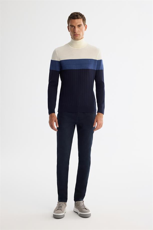 Lacivert Tam Balıkçı Yaka Blok Renkli Yün Karışımlı Kazak