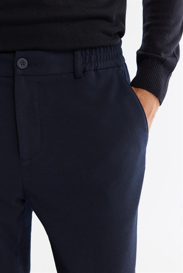Lacivert Yanı Lastikli Bi-Stretch Kolay Ütülenen Chino Pantolon