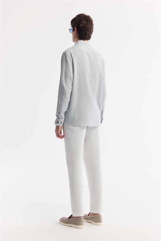 Mavi Alttan Britli Yaka %100 Pamuk Gömlek