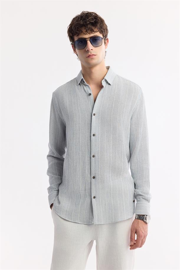 Mavi Alttan Britli Yaka %100 Pamuk Gömlek