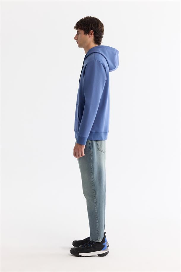 Mavi Kapüşonlu Pamuklu Baskılı Elastan Sweatshirt