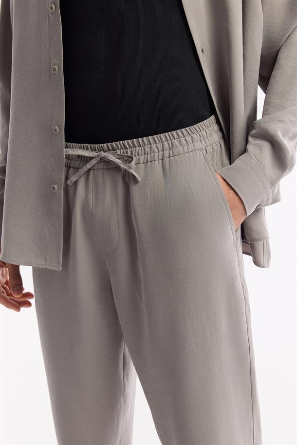 Nardo Gri Beli Lastikli Bağcıklı Soft Touch Pantolon