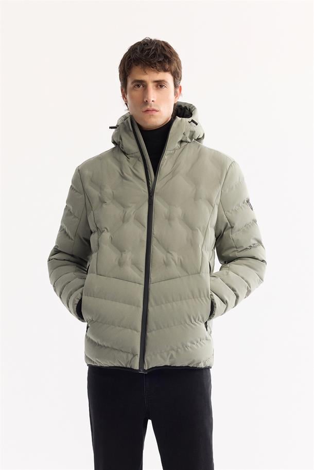 Nil Yeşili Kapüşonlu Su İtici Rüzgar Geçirmez -5 Dereceye Dayanıklı Şişme Mont