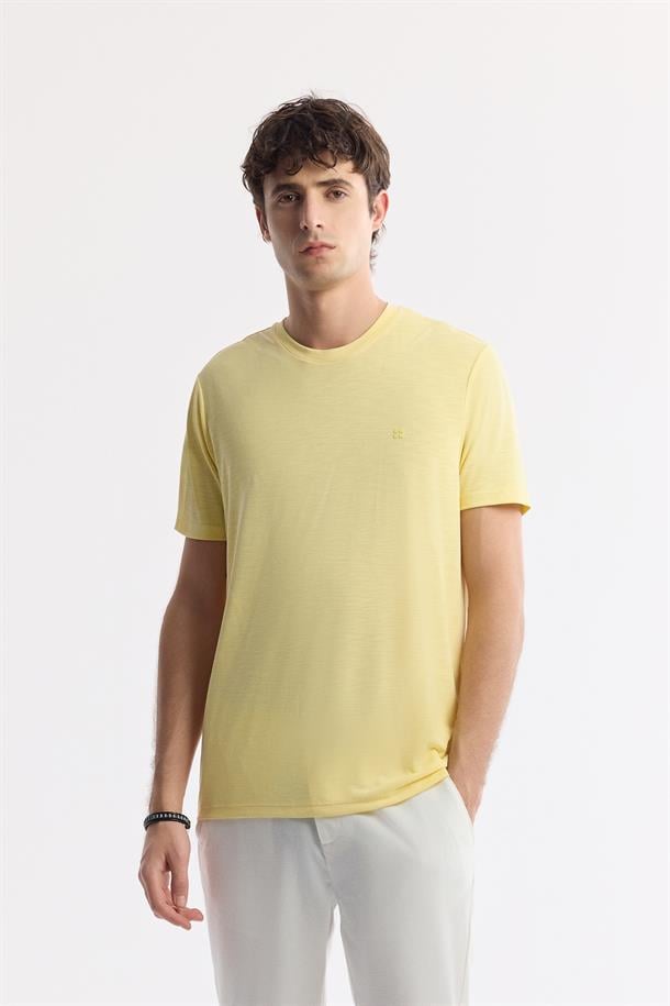 Sarı Bisiklet Yaka Bi-Stretch Soft Touch Basic T-Shirt