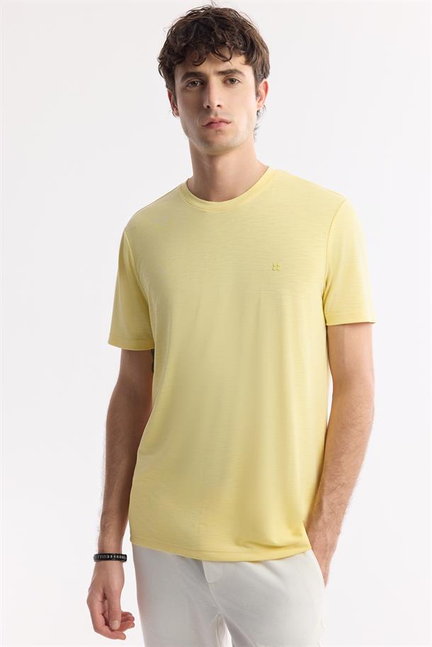 Sarı Bisiklet Yaka Bi-Stretch Soft Touch Basic T-Shirt