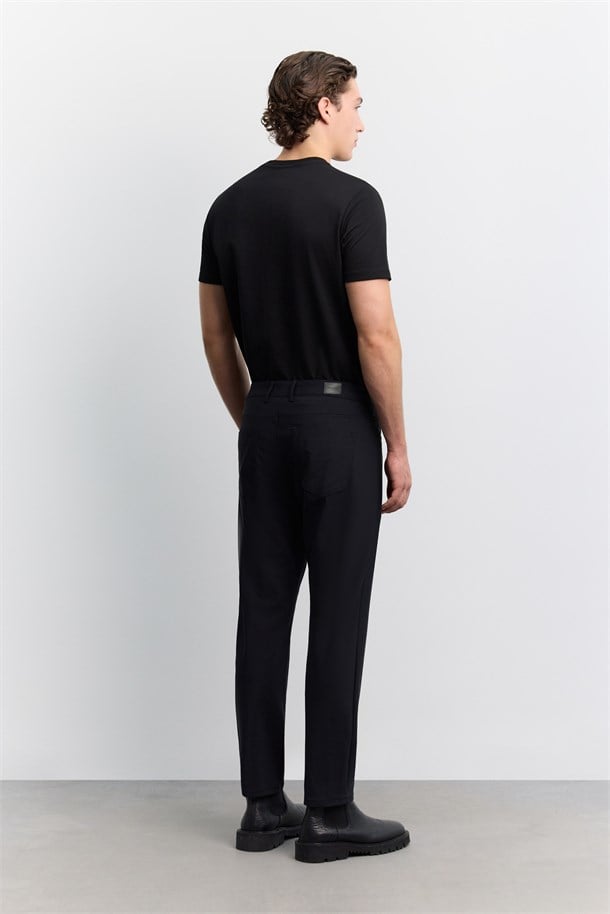 Siyah 5 Cep Teknik Comfort Slim Fit Pantolon