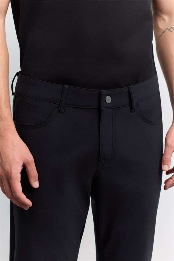 Siyah 5 Cep Teknik Comfort Slim Fit Pantolon