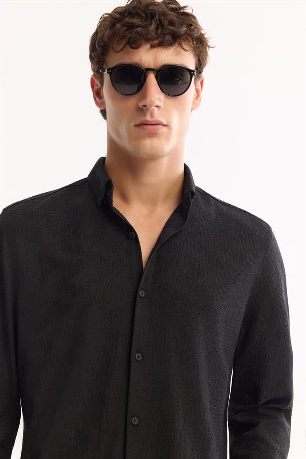 Siyah Düğmeli Yaka Soft Touch Gömlek