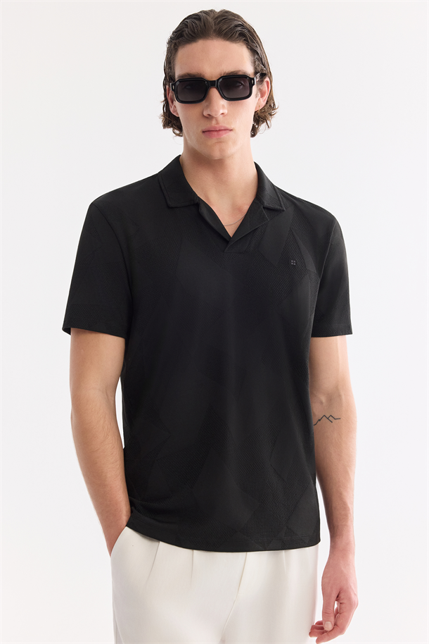 Siyah Apaj Yaka Kolay Ütülenen Elastan T-Shirt