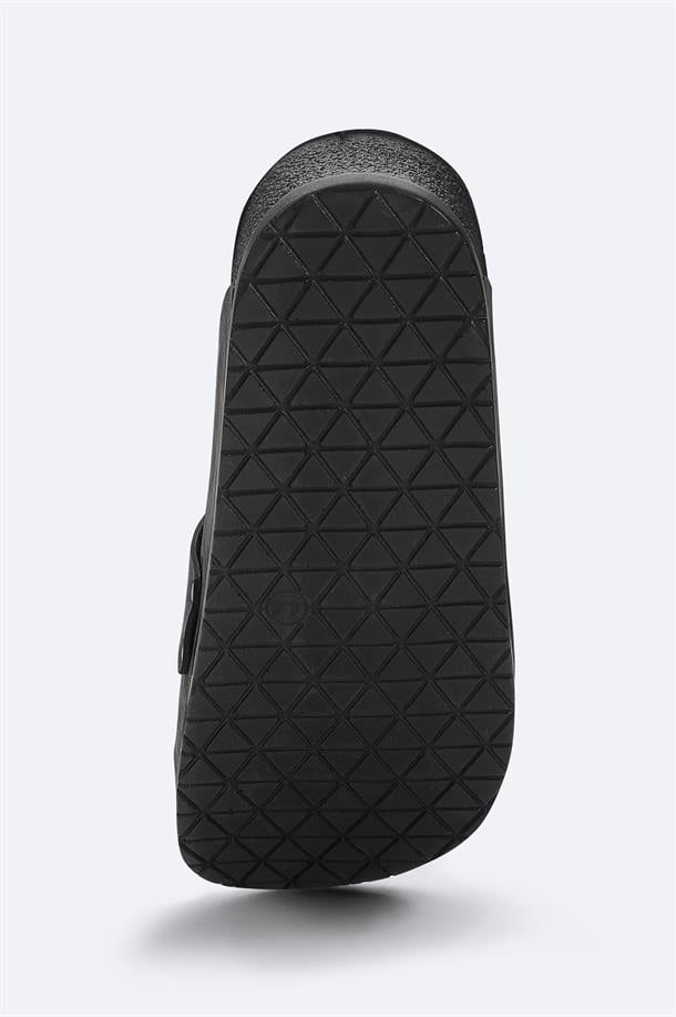 Siyah Tek Bantlı Hafif Rahat Taban Sandalet Terlik