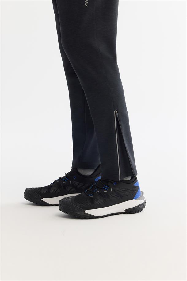 Siyah Beli Lastikli Baskılı Fermuar Paçalı Elastan Eşofman Altı