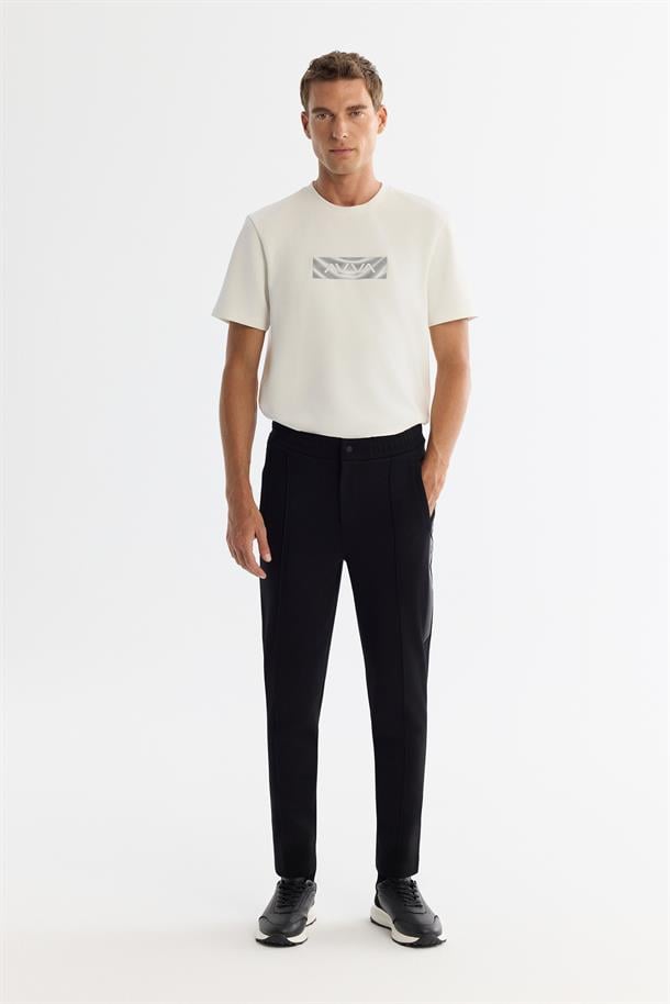 Siyah Beli Lastikli Baskılı Elastan Eşofman Altı