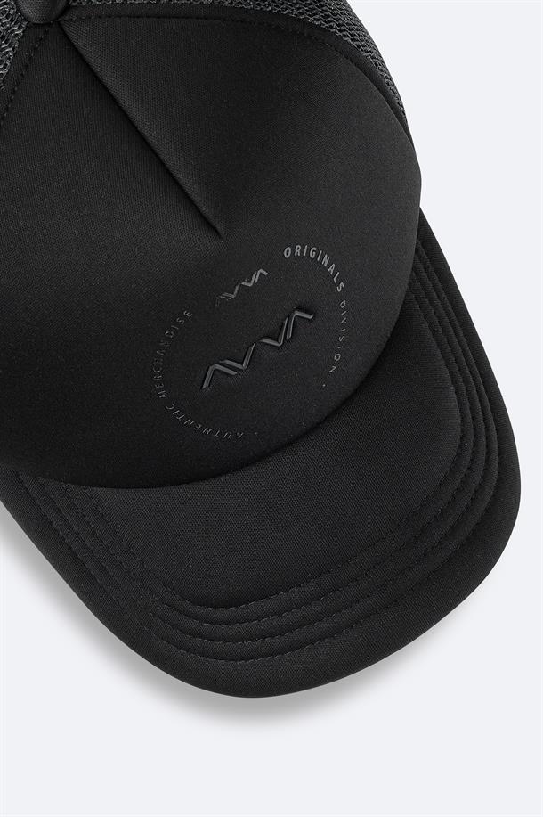 Siyah Baskılı Şapka