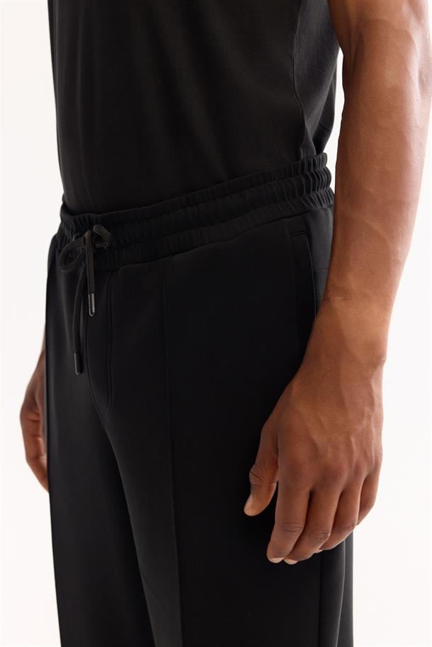 Siyah Beli Lastikli Bağcıklı İçi Şardonlu Soft Touch Eşofman Altı