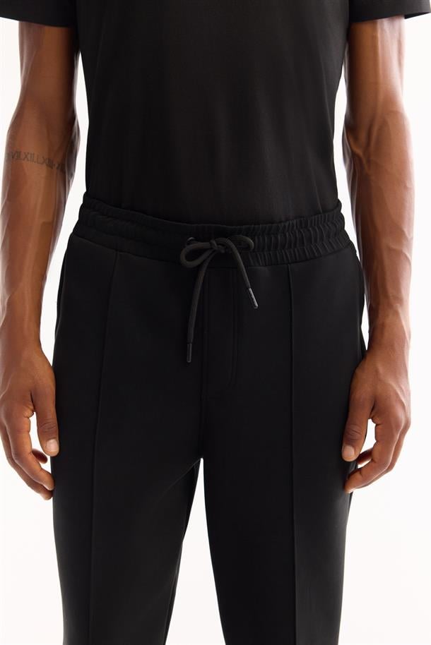 Siyah Beli Lastikli Bağcıklı İçi Şardonlu Soft Touch Eşofman Altı