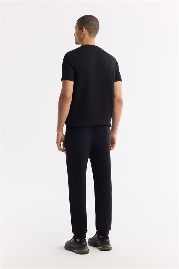 Siyah Beli Lastikli Bağcıklı Bi-Stretch Eşofman Altı