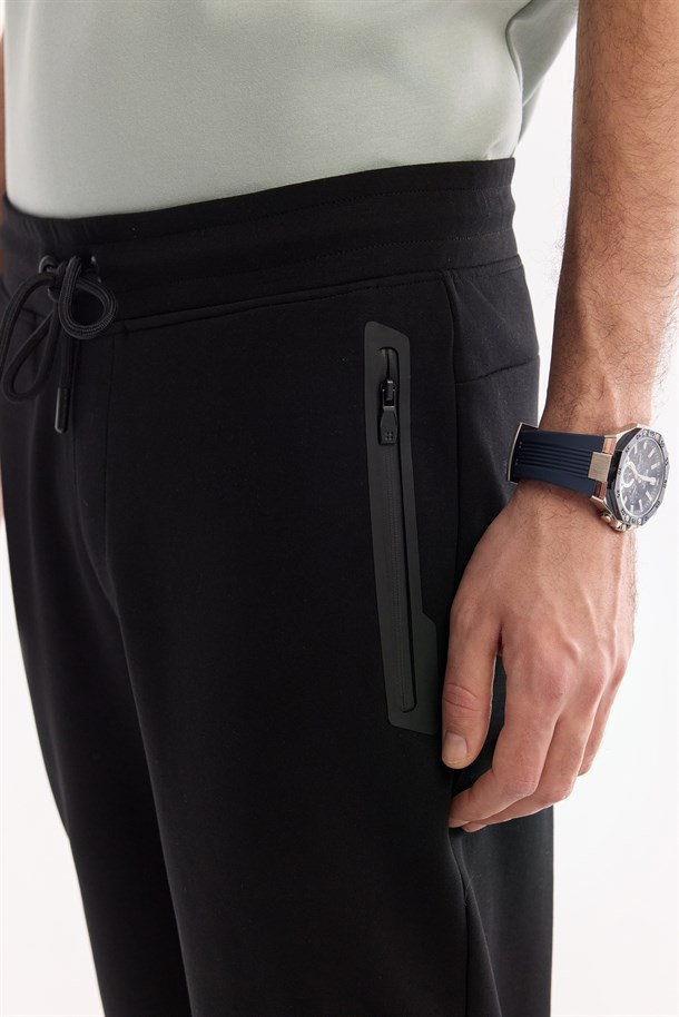 Siyah Beli Lastikli Bağcıklı Yandan Fermuar Cepli  İnterlok Jogger