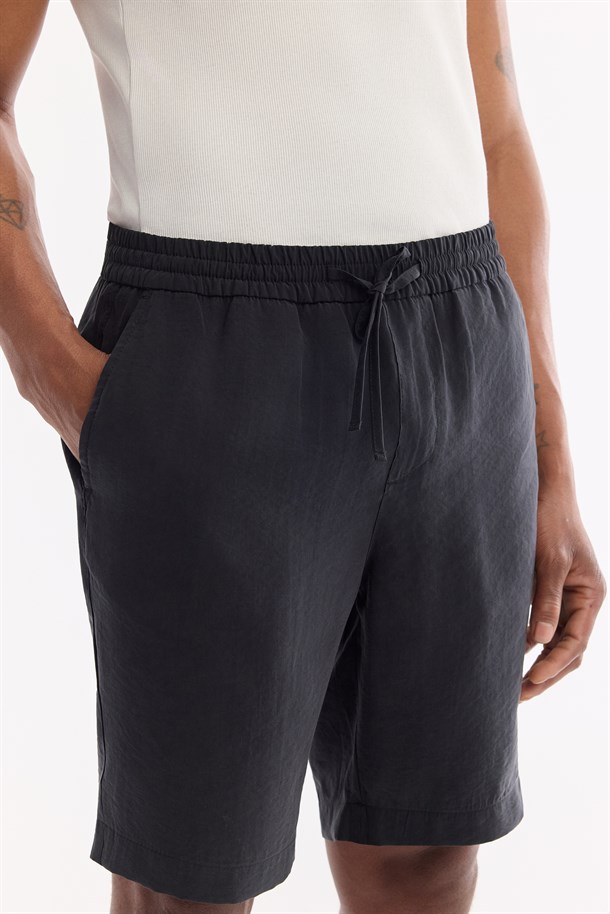 Siyah Beli Lastikli Soft Touch Nefes Alan Şort