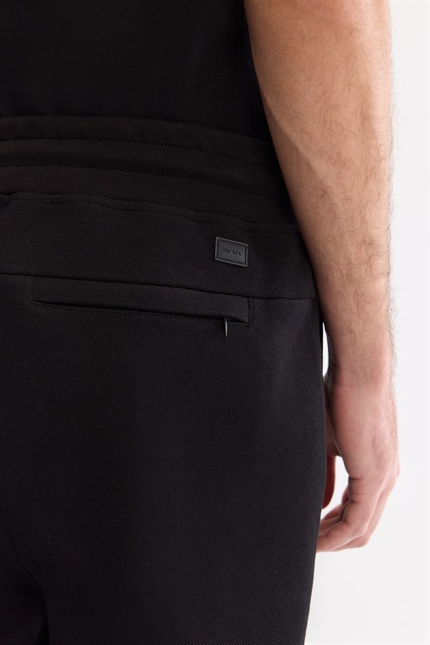 Siyah Beli Lastikli Yandan Cepli Nervürlü Pike İnterlok Şort